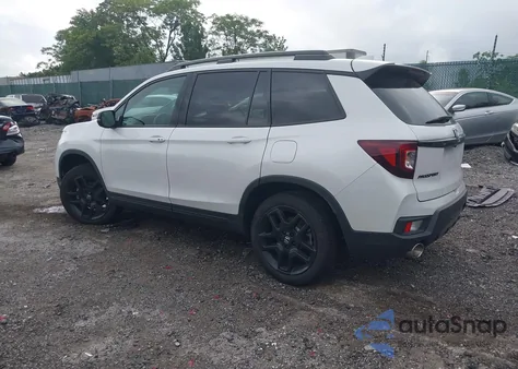 2025 Honda Passport Awd Black from USA, damaged, VIN 5FNYF8H81SB005738